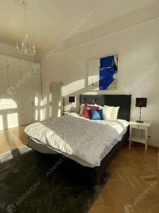Kiadó albérlet 774000 Ft/hó áron: Budapest, V. kerület  Belgrád rakpart. Mérete: 83 nm, 2 szobás | Alberlet.hu - 6597469