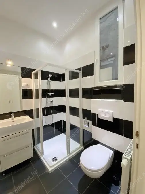 Kiadó albérlet 774000 Ft/hó áron: Budapest, V. kerület  Belgrád rakpart. Mérete: 83 nm, 2 szobás | Alberlet.hu - 6597471