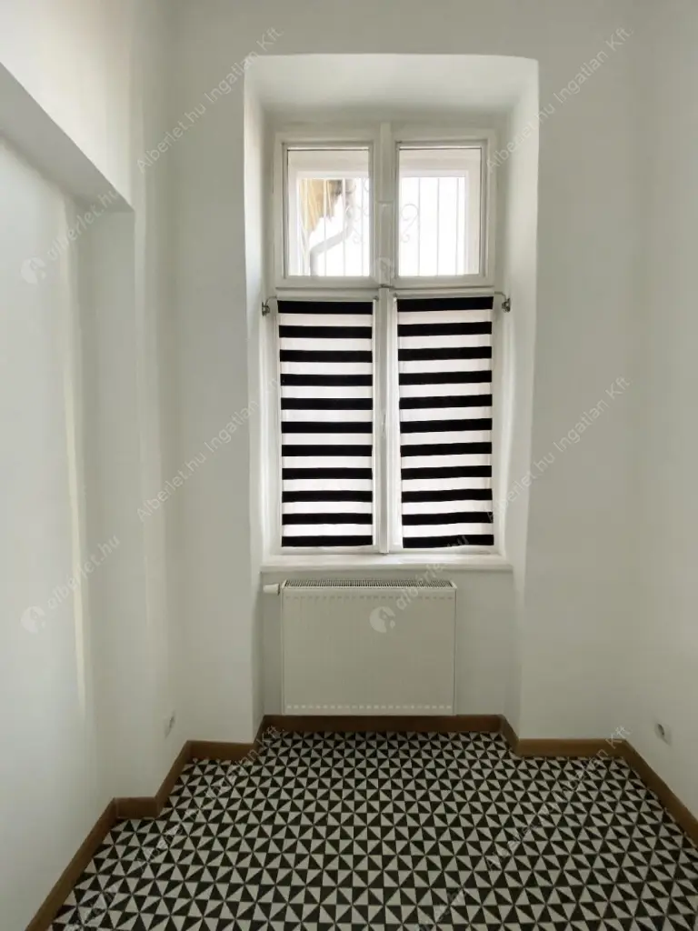 Kiadó albérlet 774000 Ft/hó áron: Budapest, V. kerület  Belgrád rakpart. Mérete: 83 nm, 2 szobás | Alberlet.hu - 6597472