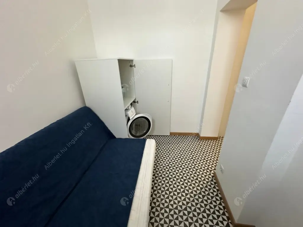 Kiadó albérlet 772000 Ft/hó áron: Budapest, V. kerület  Belgrád rakpart. Mérete: 83 nm, 2 szobás | Alberlet.hu - 6614896