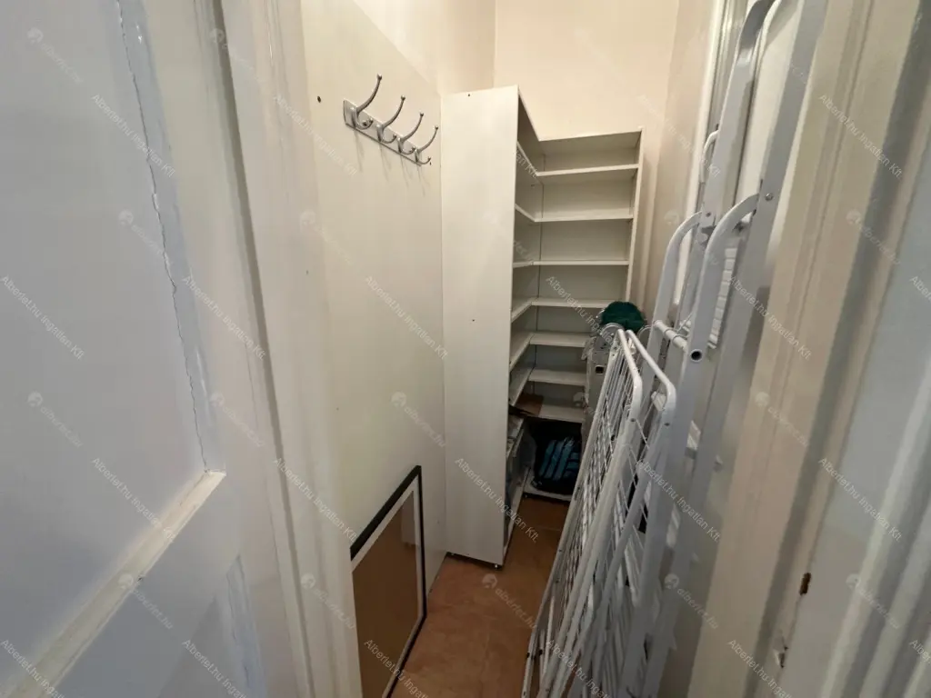 Kiadó albérlet 617000 Ft/hó áron: Budapest, V. kerület  Belgrád rakpart. Mérete: 83 nm, 2 szobás | Alberlet.hu - 6681668