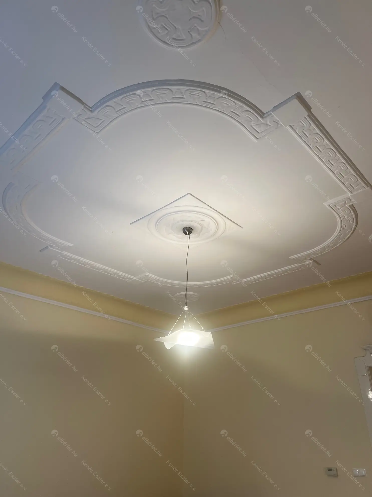 Kiadó albérlet 458000 Ft/hó áron: Budapest, V. kerület  Belgrád rakpart. Mérete: 86 nm, 2 szobás | Alberlet.hu - 6592111