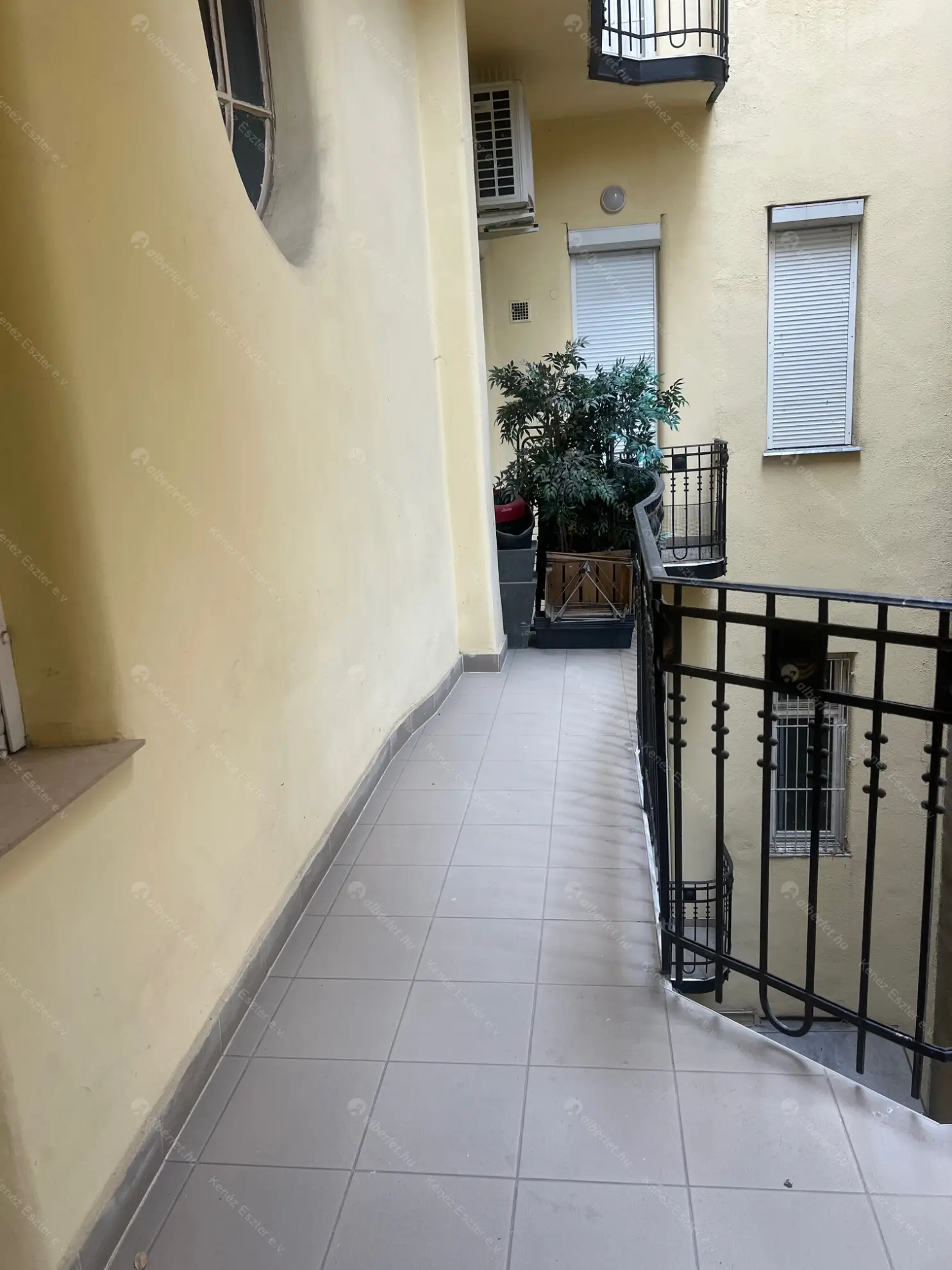 Kiadó albérlet 458000 Ft/hó áron: Budapest, V. kerület  Belgrád rakpart. Mérete: 86 nm, 2 szobás | Alberlet.hu - 6592129