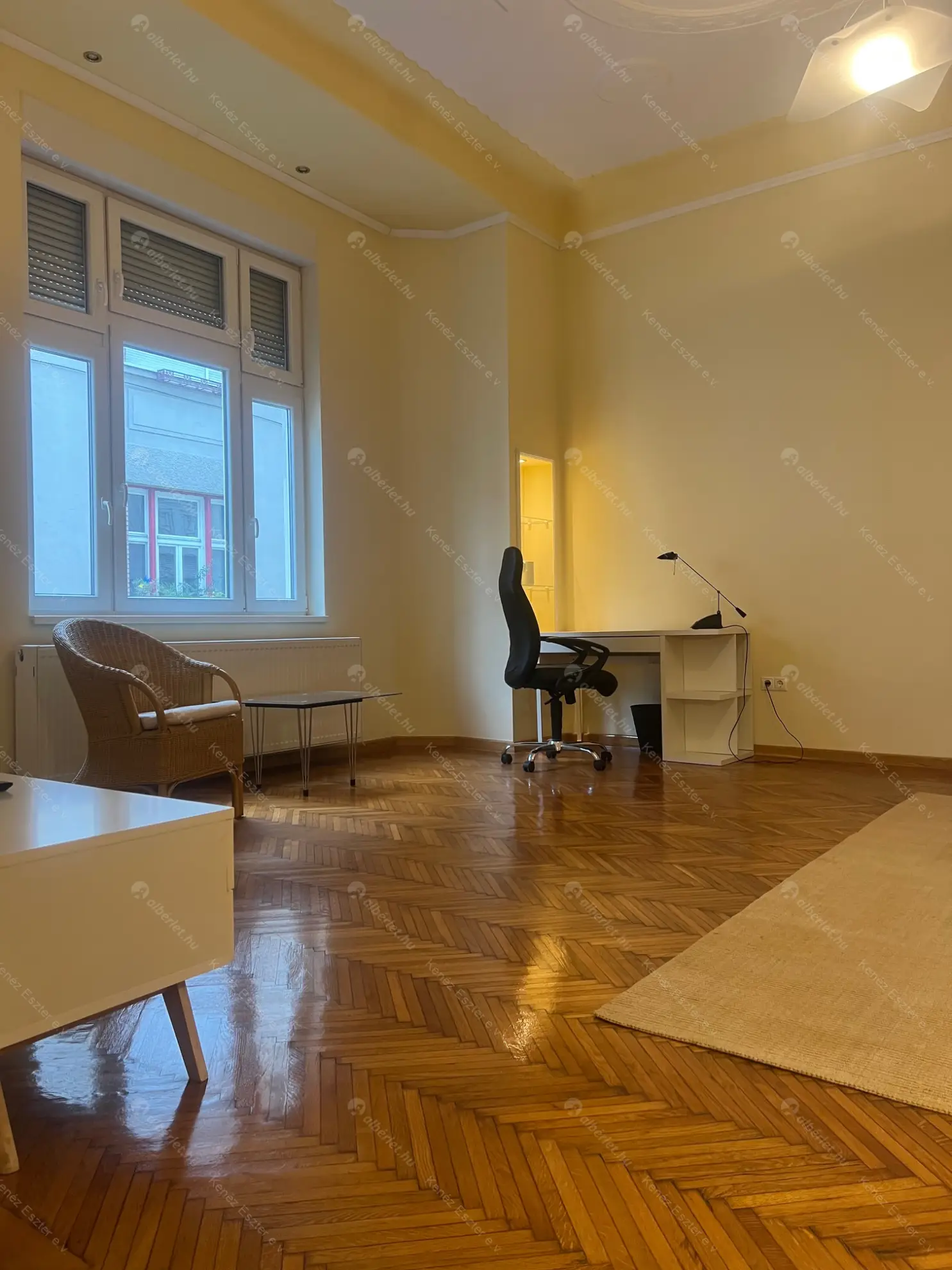 Kiadó albérlet 458000 Ft/hó áron: Budapest, V. kerület  Belgrád rakpart. Mérete: 86 nm, 2 szobás | Alberlet.hu - 6592132