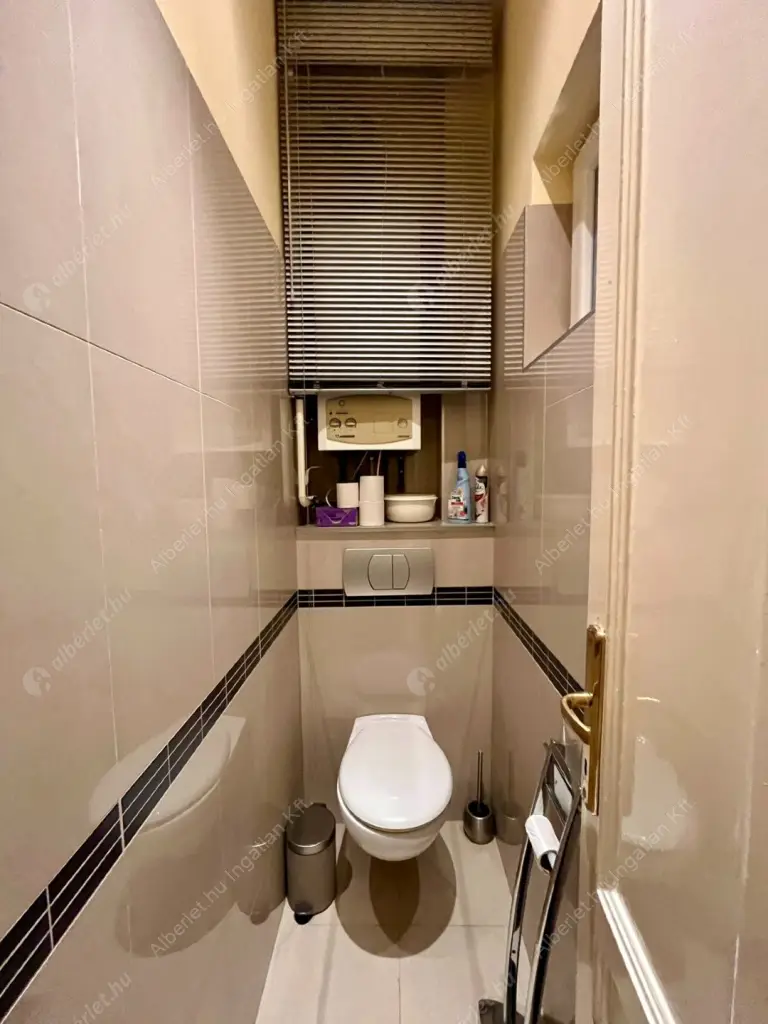 Kiadó albérlet 377000 Ft/hó áron: Budapest, V. kerület  Belgrád rakpart. Mérete: 86 nm, 2 szobás | Alberlet.hu - 6637531