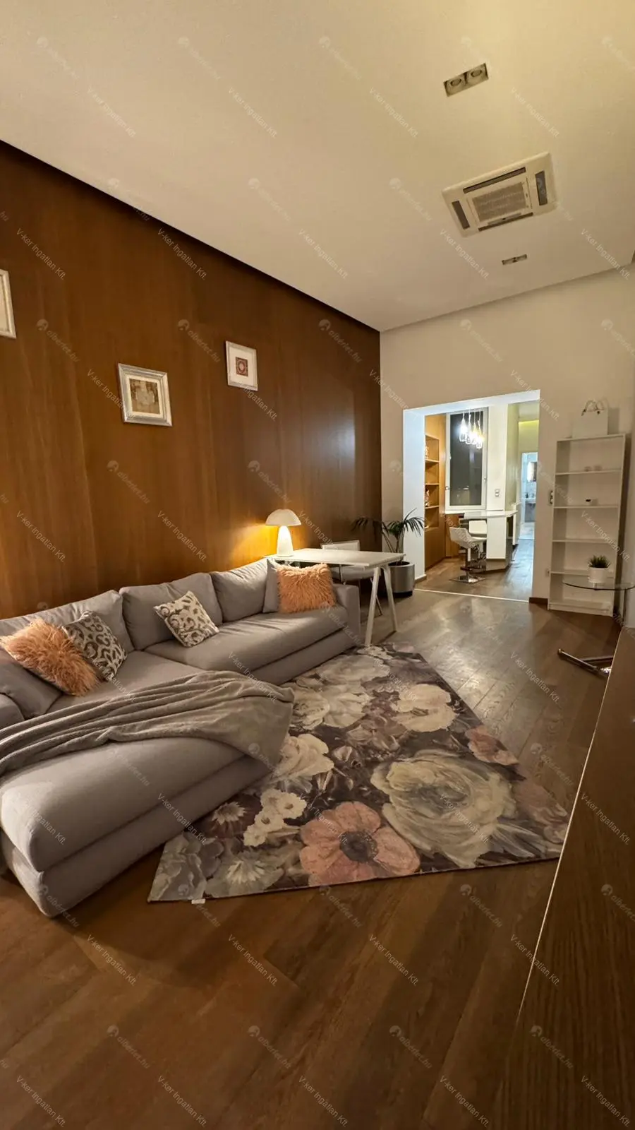 Kiadó albérlet 620000 Ft/hó áron: Budapest, V. kerület  Belgrád rakpart. Mérete: 88 nm, 2 szobás | Alberlet.hu - 6709249