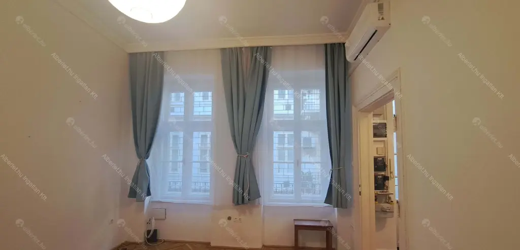 Kiadó albérlet 230000 Ft/hó áron: Budapest, V. kerület  Bihari János utca. Mérete: 39 nm, 1 szobás | Alberlet.hu - 6688537