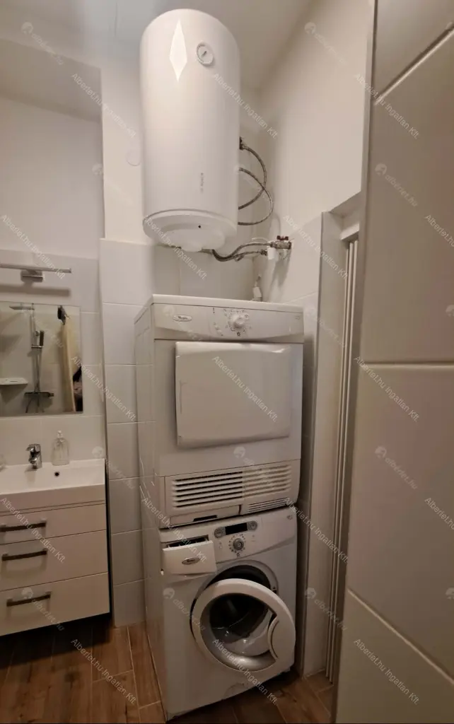 Kiadó albérlet 230000 Ft/hó áron: Budapest, V. kerület  Bihari János utca. Mérete: 39 nm, 1 szobás | Alberlet.hu - 6688542