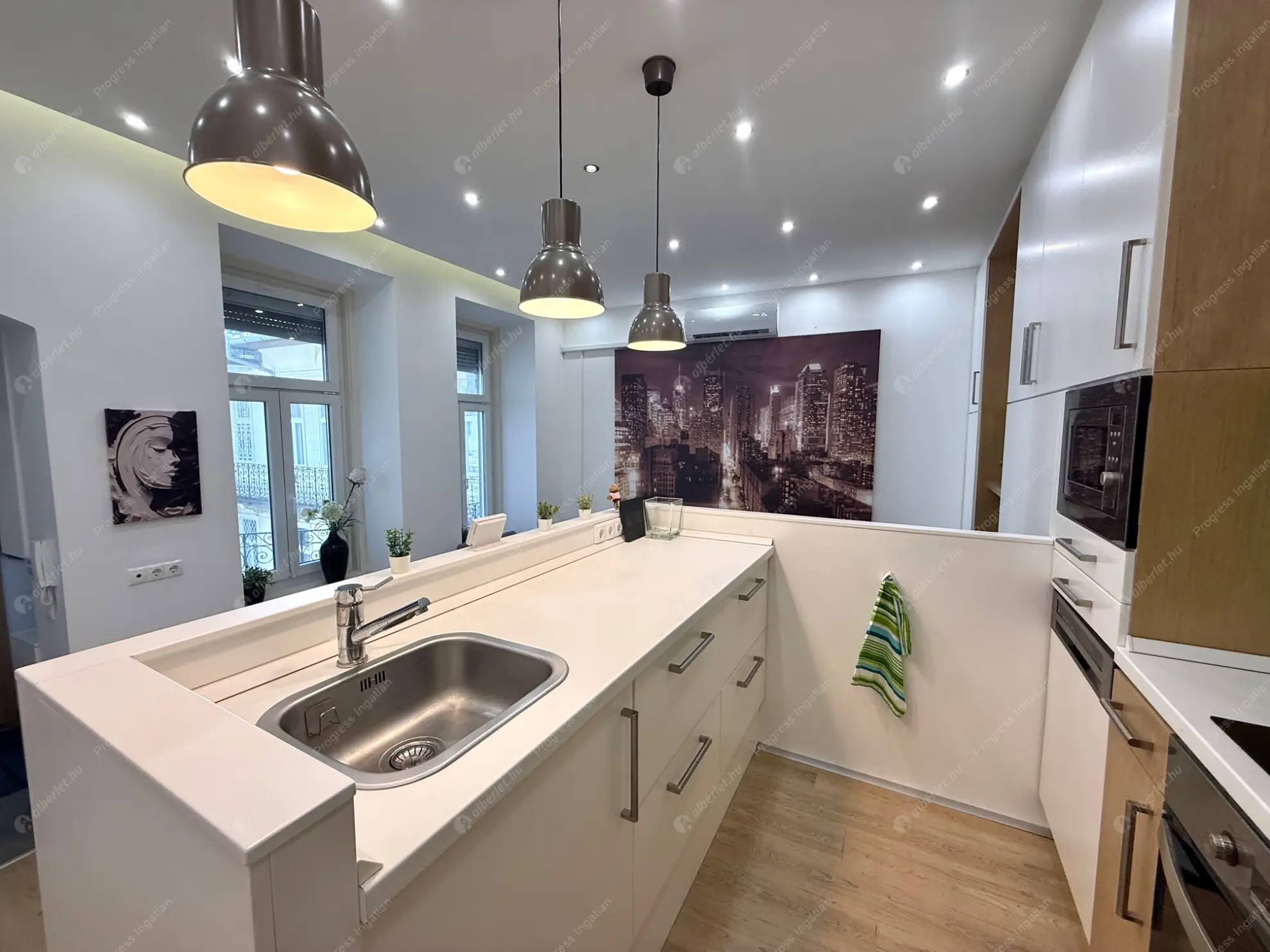 Kiadó albérlet 295000 Ft/hó áron: Budapest, V. kerület  Bihari János utca. Mérete: 40 nm, 2 szobás | Alberlet.hu - 6562093