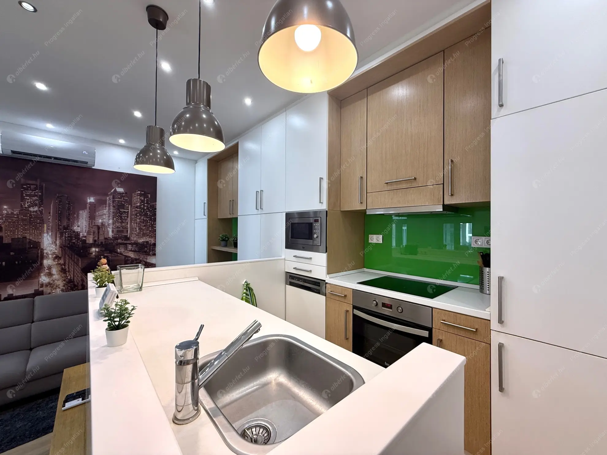 Kiadó albérlet 295000 Ft/hó áron: Budapest, V. kerület  Bihari János utca. Mérete: 40 nm, 2 szobás | Alberlet.hu - 6562096