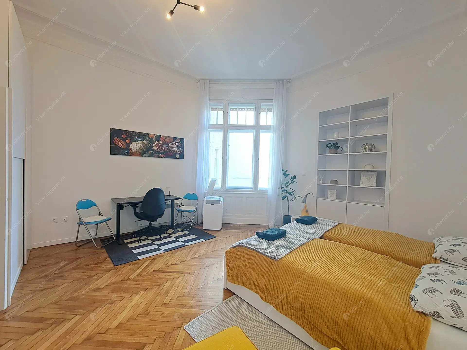 Kiadó albérlet 240000 Ft/hó áron: Budapest, V. kerület  Erzsébet tér. Mérete: 34 nm, 1 szobás | Alberlet.hu - 6434769