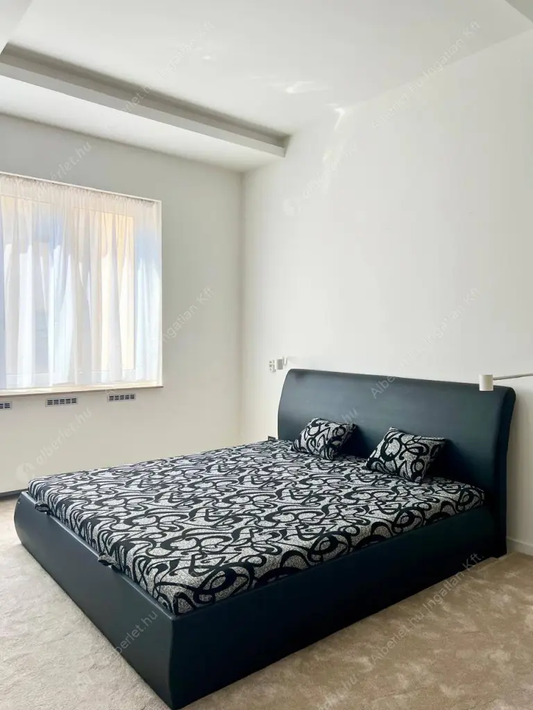 Kiadó albérlet 611000 Ft/hó áron: Budapest, V. kerület  Falk Miksa utca. Mérete: 100 nm, 3 szobás | Alberlet.hu - 6583393