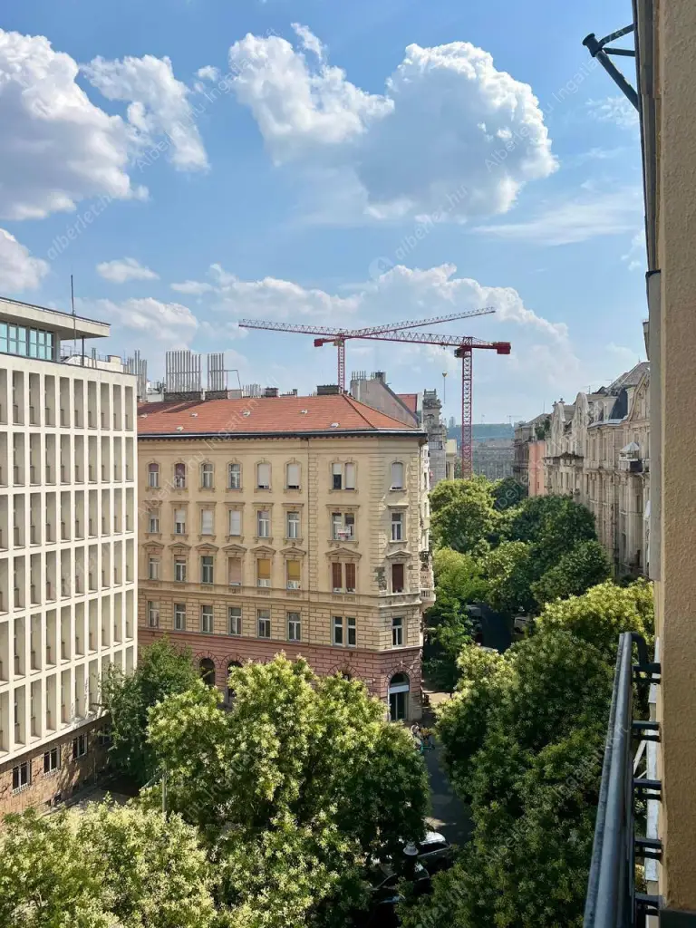 Kiadó albérlet 611000 Ft/hó áron: Budapest, V. kerület  Falk Miksa utca. Mérete: 100 nm, 3 szobás | Alberlet.hu - 6583401