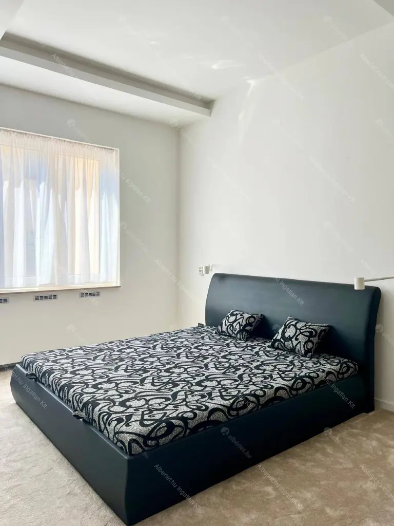 Kiadó albérlet 568000 Ft/hó áron: Budapest, V. kerület  Falk Miksa utca. Mérete: 100 nm, 3 szobás | Alberlet.hu - 6681770