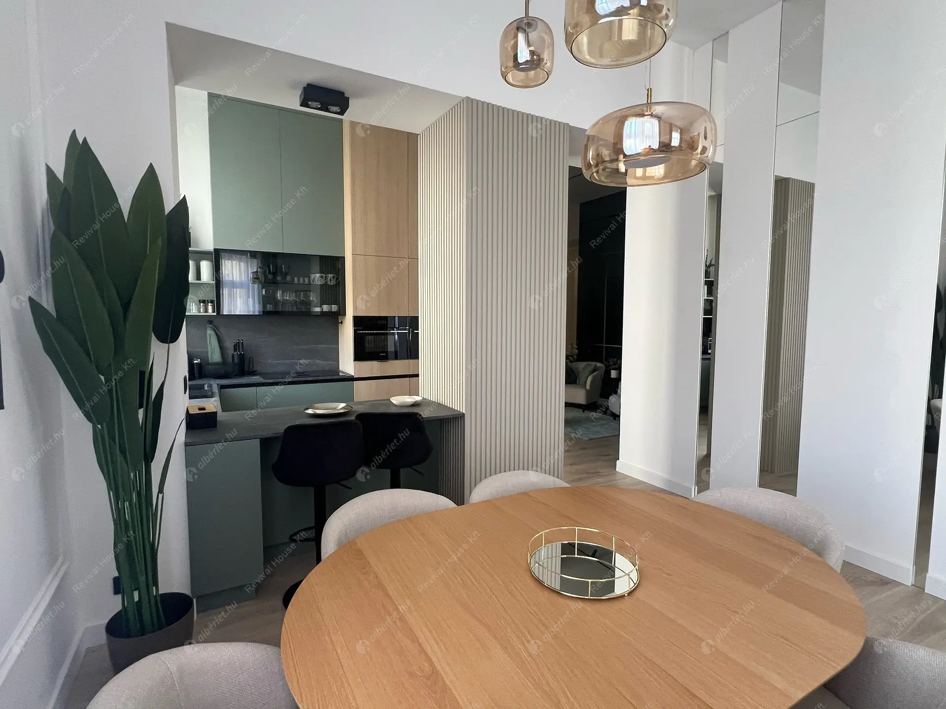 Kiadó albérlet 1164000 Ft/hó áron: Budapest, V. kerület  Falk Miksa utca. Mérete: 111 nm, 4 szobás | Alberlet.hu - 6526578