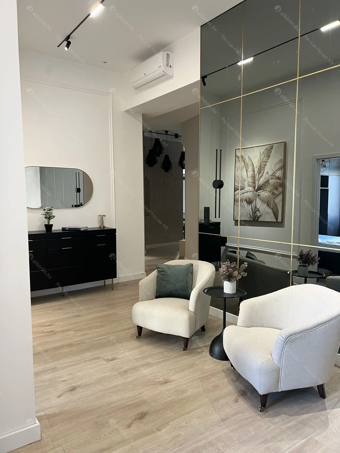 Kiadó albérlet 1164000 Ft/hó áron: Budapest, V. kerület  Falk Miksa utca. Mérete: 111 nm, 4 szobás | Alberlet.hu - 6526579