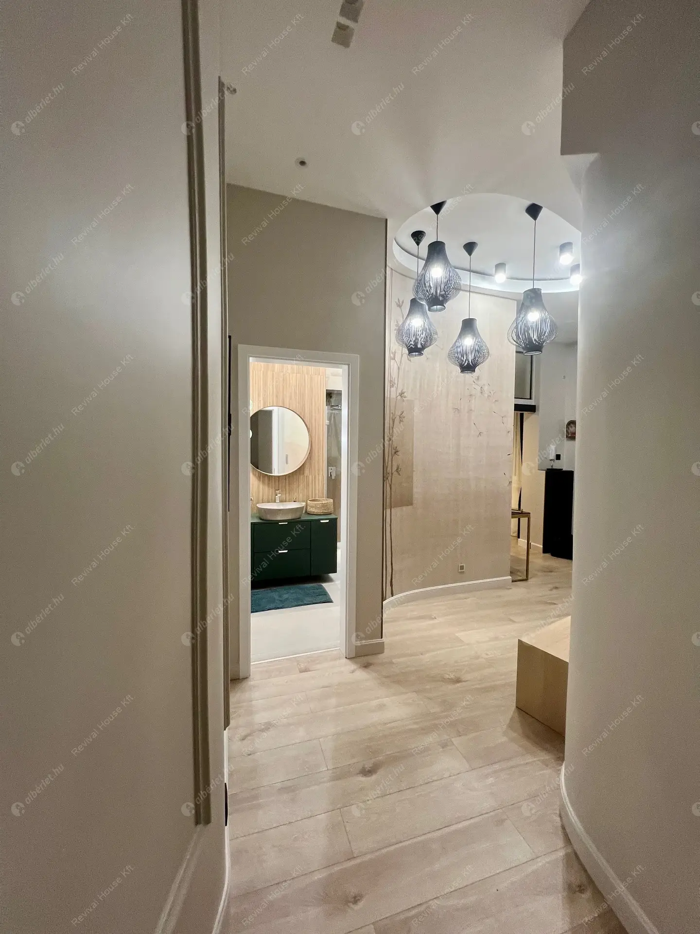 Kiadó albérlet 1164000 Ft/hó áron: Budapest, V. kerület  Falk Miksa utca. Mérete: 111 nm, 4 szobás | Alberlet.hu - 6526585