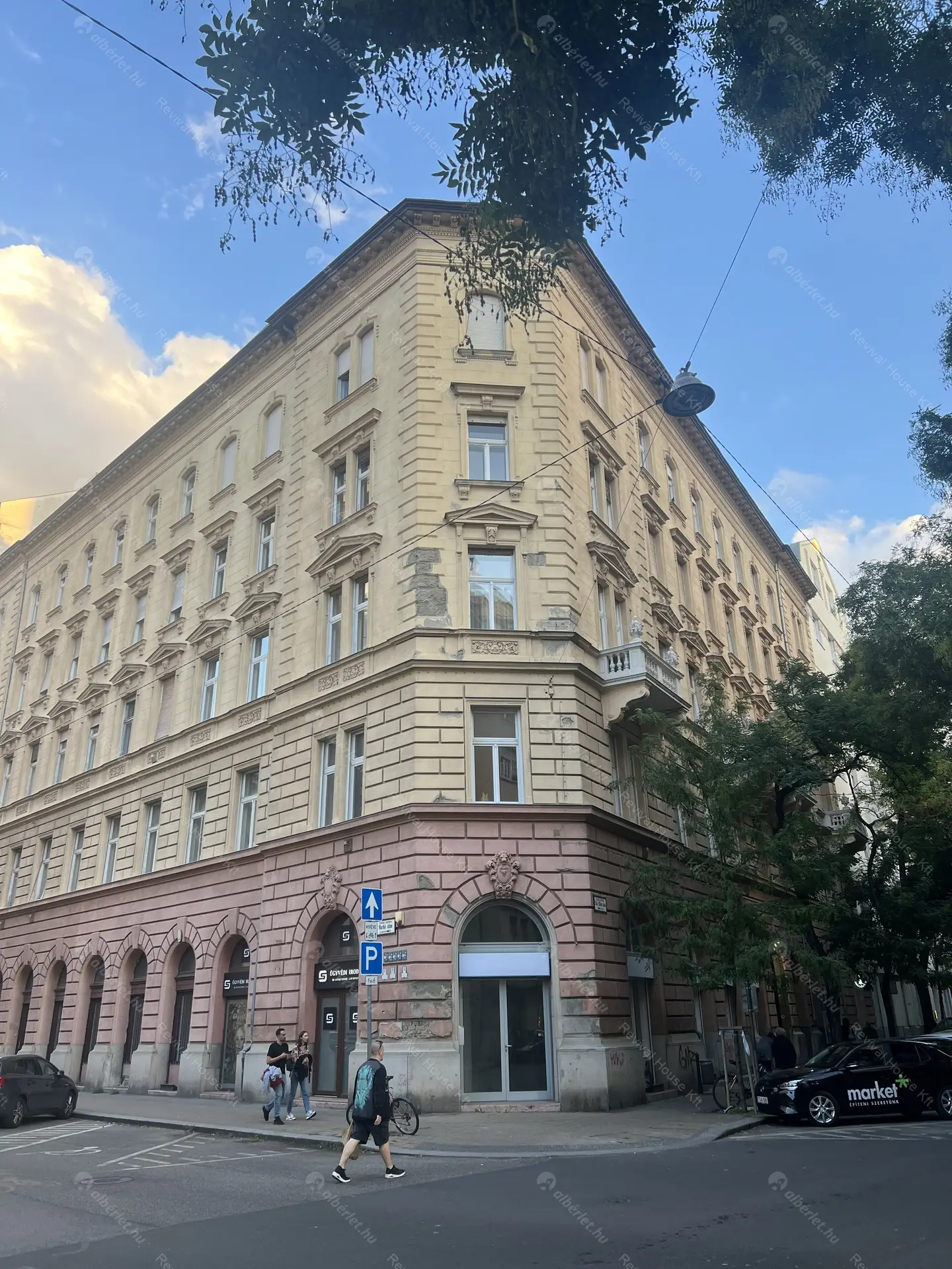 Kiadó albérlet 1164000 Ft/hó áron: Budapest, V. kerület  Falk Miksa utca. Mérete: 111 nm, 4 szobás | Alberlet.hu - 6526599