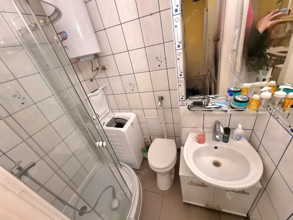 Kiadó albérlet 220000 Ft/hó áron: Budapest, V. kerület  Falk Miksa utca. Mérete: 31 nm, 1 szobás | Alberlet.hu - 6556536