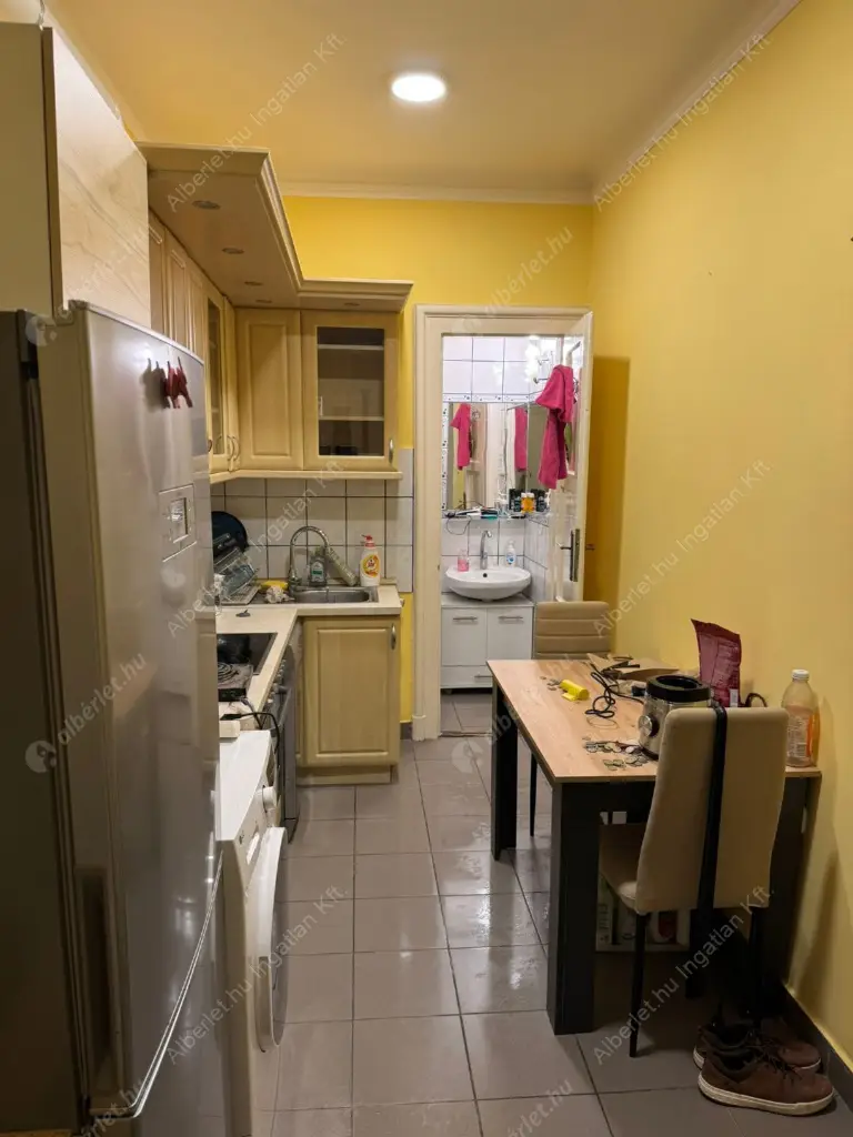 Kiadó albérlet 220000 Ft/hó áron: Budapest, V. kerület  Falk Miksa utca. Mérete: 31 nm, 1 szobás | Alberlet.hu - 6556546