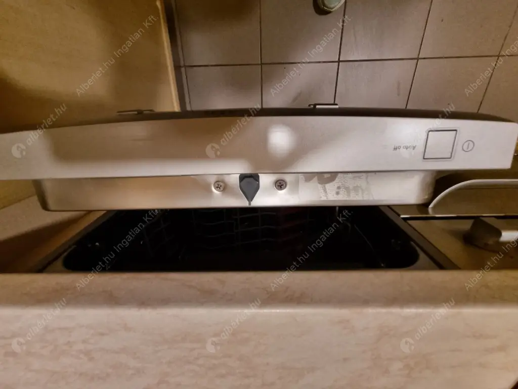 Kiadó albérlet 220000 Ft/hó áron: Budapest, V. kerület  Falk Miksa utca. Mérete: 31 nm, 1 szobás | Alberlet.hu - 6615350