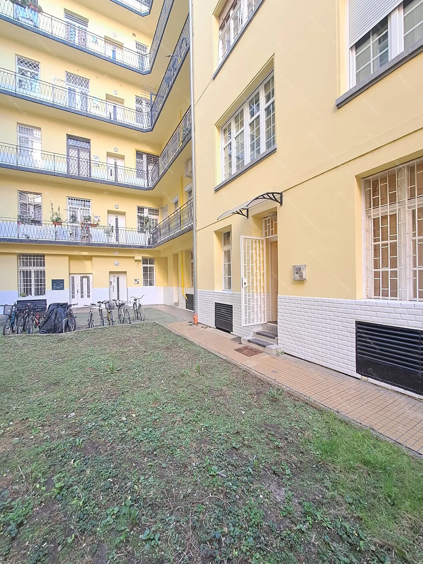 Kiadó albérlet 190000 Ft/hó áron: Budapest, V. kerület  Falk Miksa utca. Mérete: 33 nm, 1 szobás | Alberlet.hu - 6353302