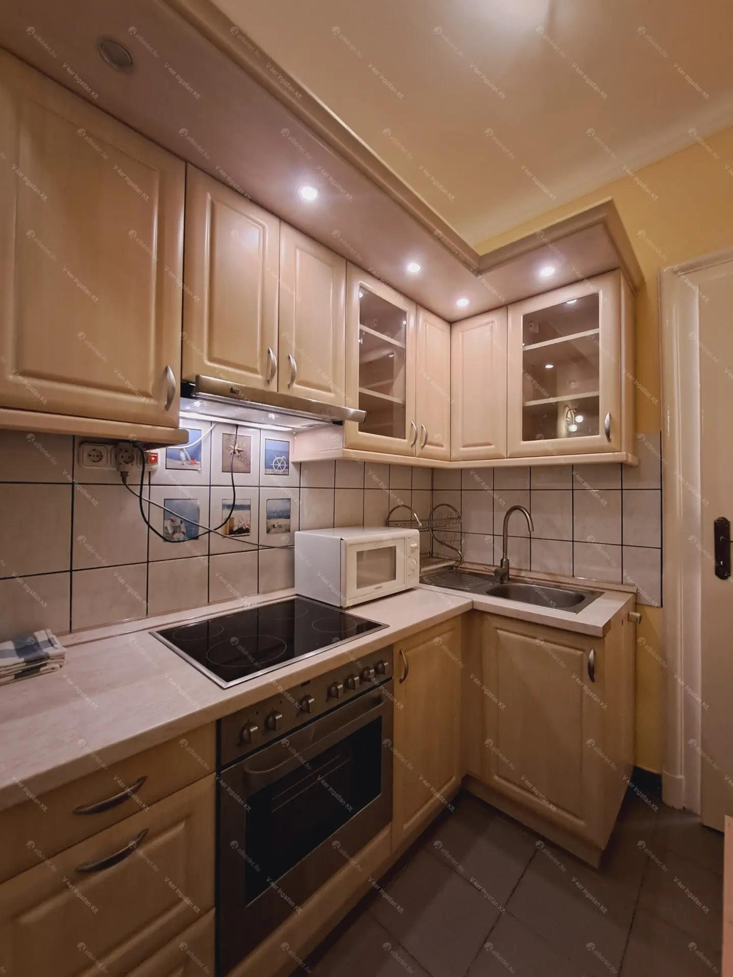 Kiadó albérlet 190000 Ft/hó áron: Budapest, V. kerület  Falk Miksa utca. Mérete: 33 nm, 1 szobás | Alberlet.hu - 6353307