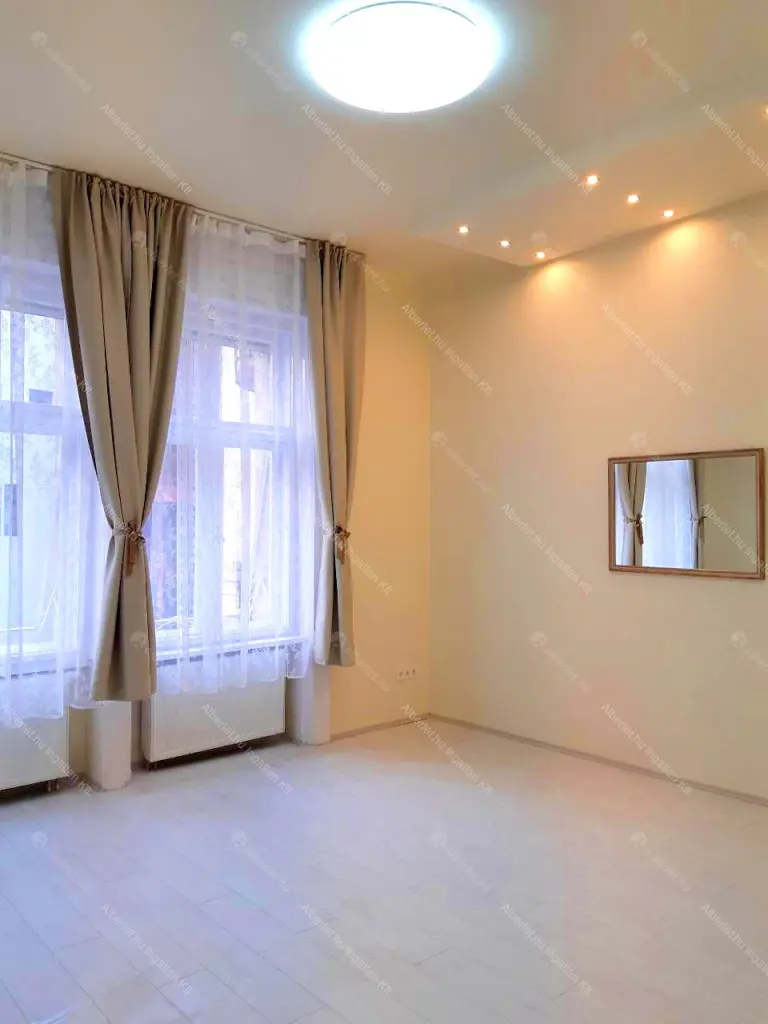 Kiadó albérlet 330000 Ft/hó áron: Budapest, V. kerület  Falk Miksa utca. Mérete: 70 nm, 3 szobás | Alberlet.hu - 6650200