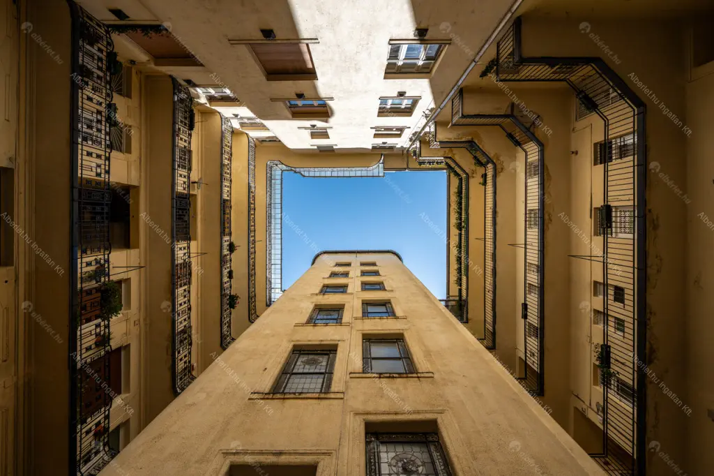 Kiadó albérlet 790000 Ft/hó áron: Budapest, V. kerület  Falk Miksa utca. Mérete: 80 nm, 3 szobás | Alberlet.hu - 6684593