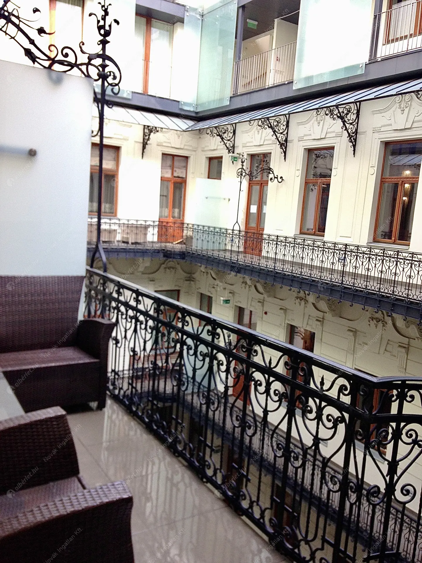 Kiadó albérlet 797000 Ft/hó áron: Budapest, V. kerület  Garibaldi utca. Mérete: 90 nm, 3 szobás | Alberlet.hu - 6313915