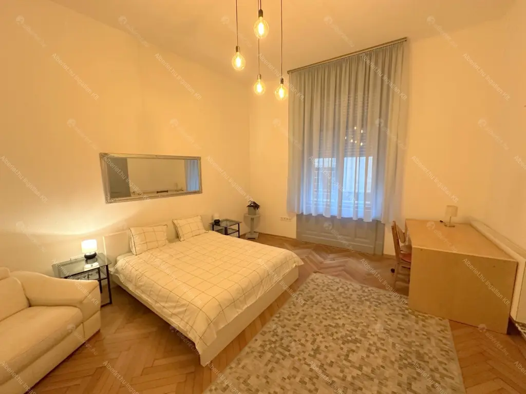 Kiadó albérlet 499000 Ft/hó áron: Budapest, V. kerület  Haris köz. Mérete: 100 nm, 3 szobás | Alberlet.hu - 6642663