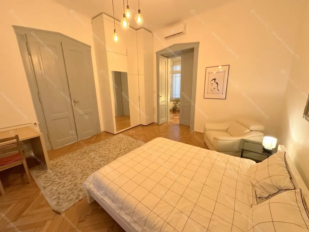 Kiadó albérlet 499000 Ft/hó áron: Budapest, V. kerület  Haris köz. Mérete: 100 nm, 3 szobás | Alberlet.hu - 6642664