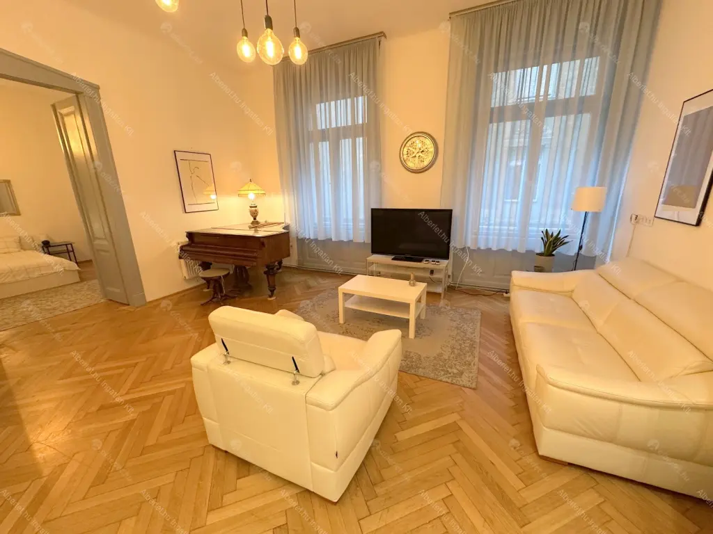 Kiadó albérlet 499000 Ft/hó áron: Budapest, V. kerület  Haris köz. Mérete: 100 nm, 3 szobás | Alberlet.hu - 6659295