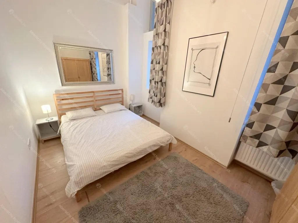 Kiadó albérlet 499000 Ft/hó áron: Budapest, V. kerület  Haris köz. Mérete: 100 nm, 3 szobás | Alberlet.hu - 6681999