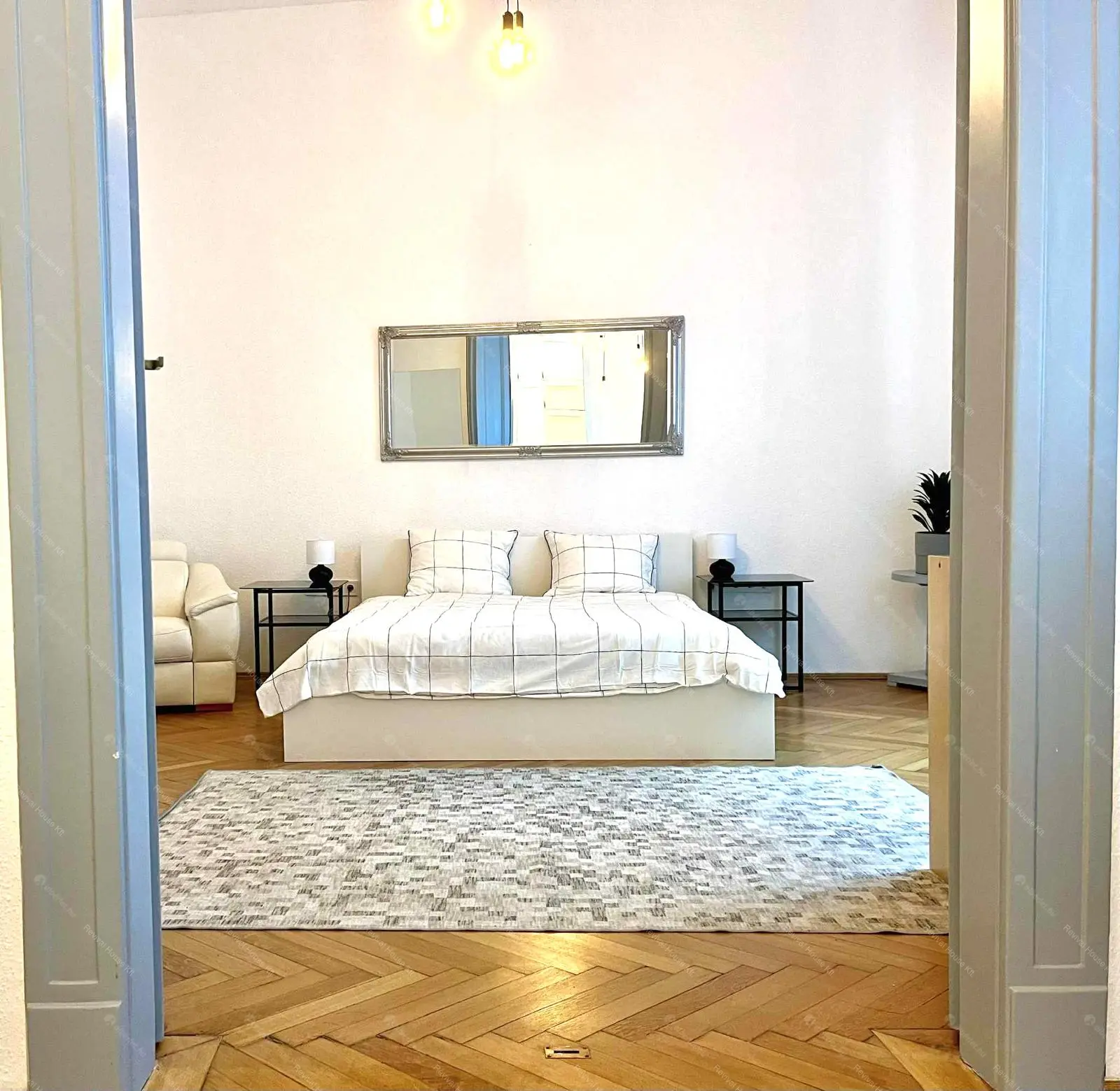 Kiadó albérlet 559000 Ft/hó áron: Budapest, V. kerület  Haris köz. Mérete: 100 nm, 3 szobás | Alberlet.hu - 6656030