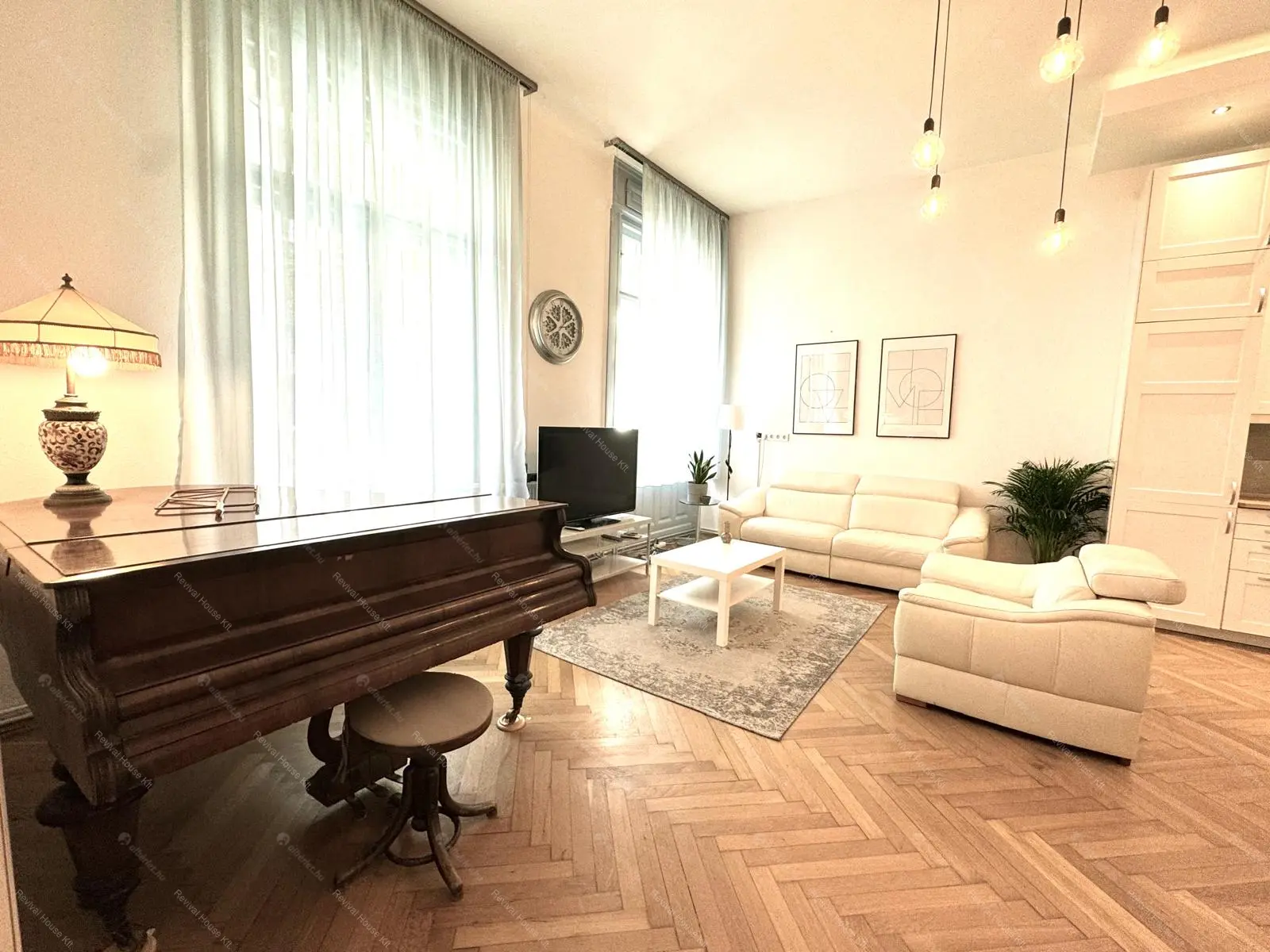 Kiadó albérlet 559000 Ft/hó áron: Budapest, V. kerület  Haris köz. Mérete: 100 nm, 3 szobás | Alberlet.hu - 6656036