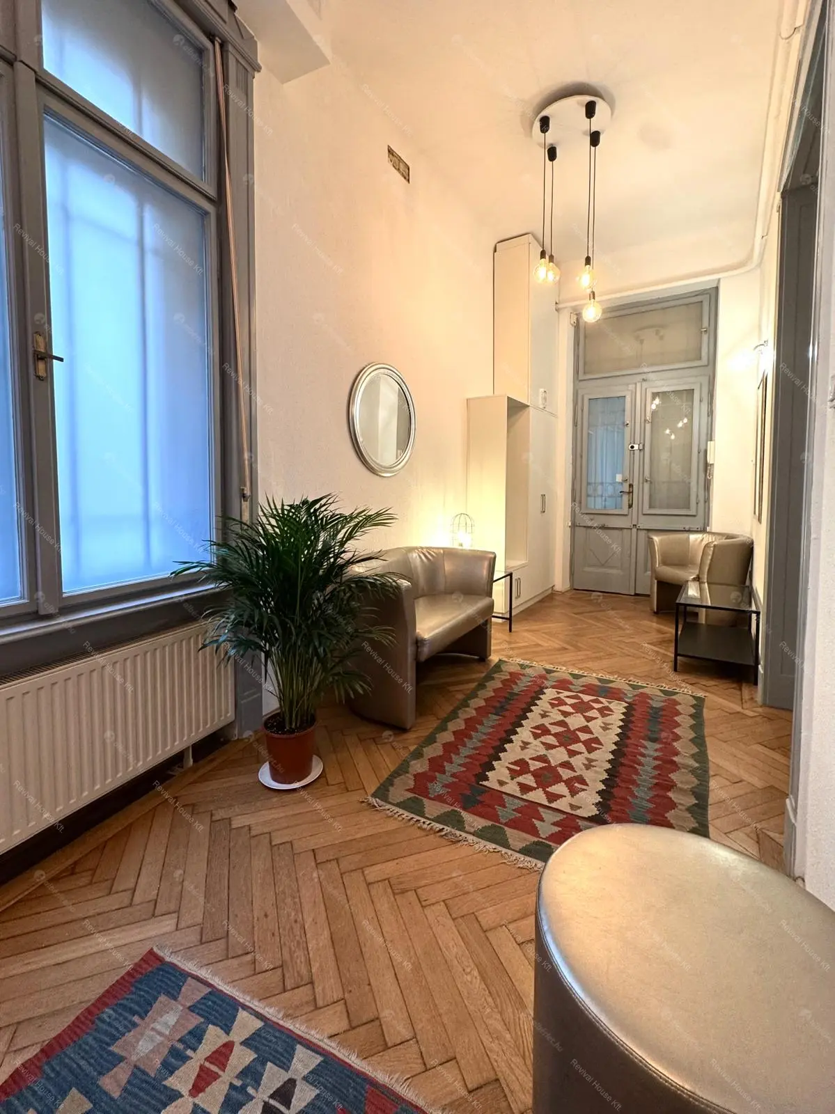 Kiadó albérlet 559000 Ft/hó áron: Budapest, V. kerület  Haris köz. Mérete: 100 nm, 3 szobás | Alberlet.hu - 6656043