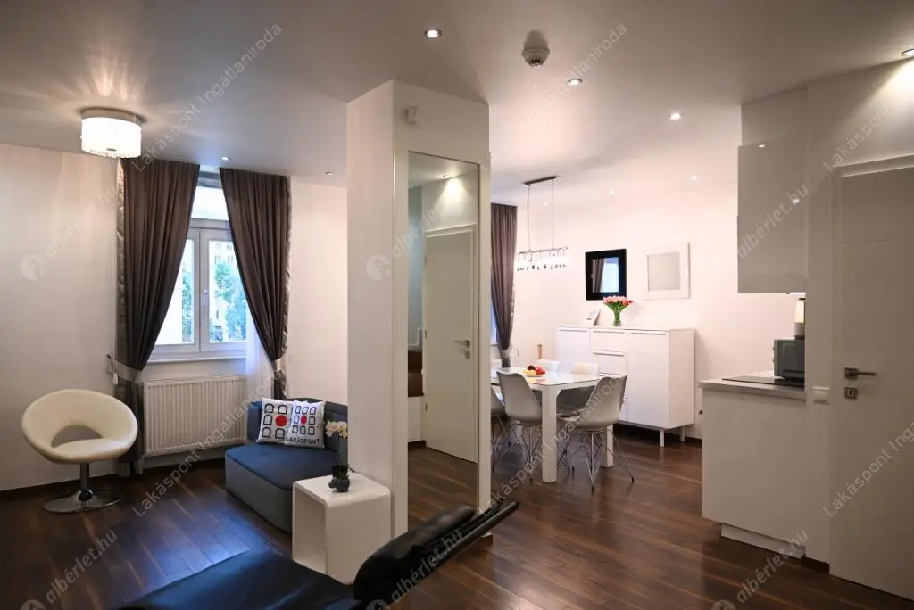 Kiadó albérlet 735000 Ft/hó áron: Budapest, V. kerület  Harmincad utca. Mérete: 100 nm, 4 szobás | Alberlet.hu - 6561564