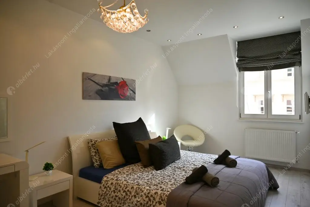 Kiadó albérlet 735000 Ft/hó áron: Budapest, V. kerület  Harmincad utca. Mérete: 100 nm, 4 szobás | Alberlet.hu - 6561565