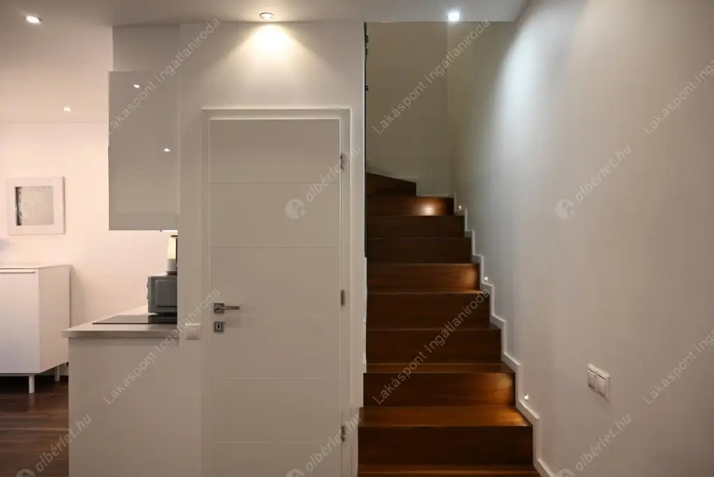 Kiadó albérlet 735000 Ft/hó áron: Budapest, V. kerület  Harmincad utca. Mérete: 100 nm, 4 szobás | Alberlet.hu - 6561571