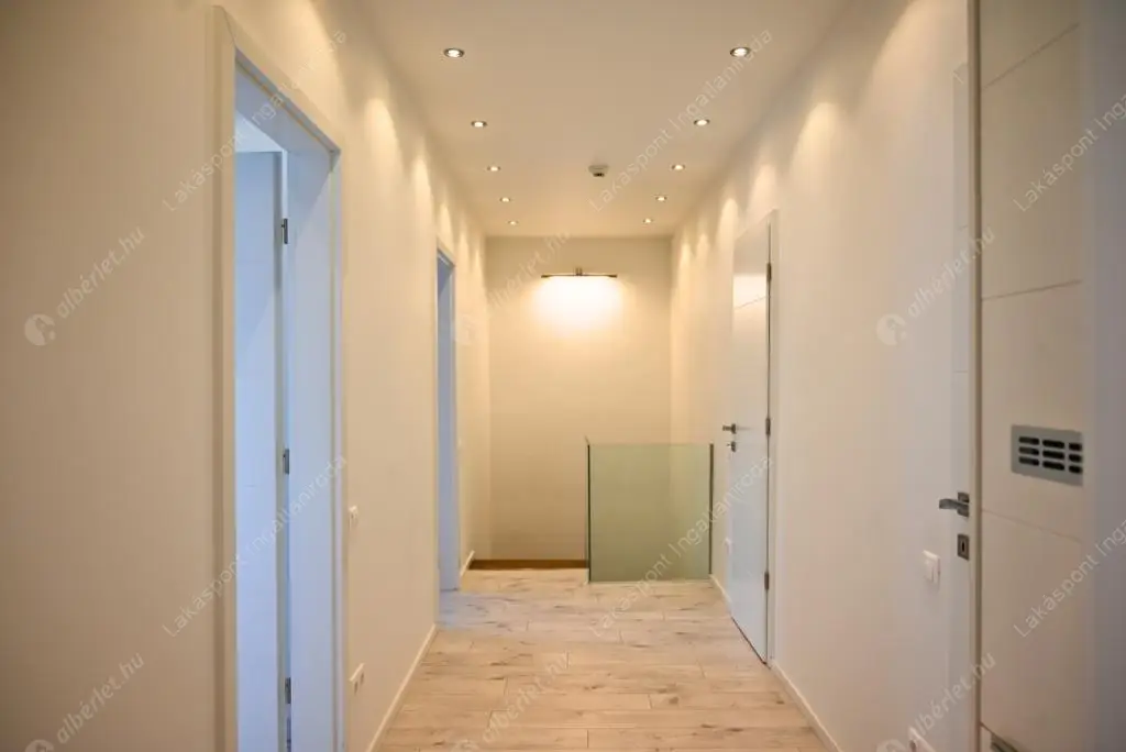 Kiadó albérlet 735000 Ft/hó áron: Budapest, V. kerület  Harmincad utca. Mérete: 100 nm, 4 szobás | Alberlet.hu - 6561574