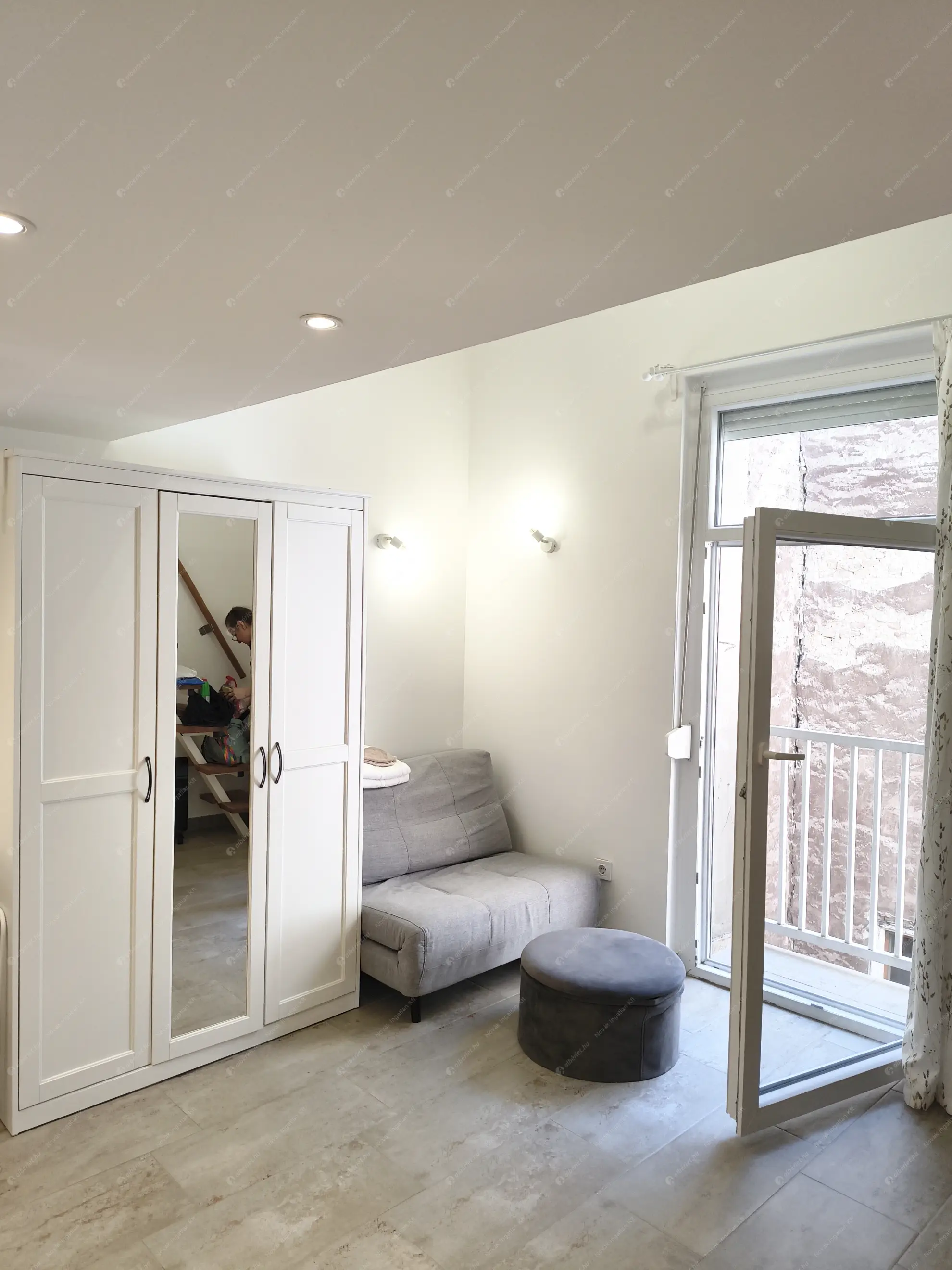 Kiadó albérlet 200000 Ft/hó áron: Budapest, V. kerület  Henszlmann Imre utca. Mérete: 28 nm, 1 szobás | Alberlet.hu - 6548995