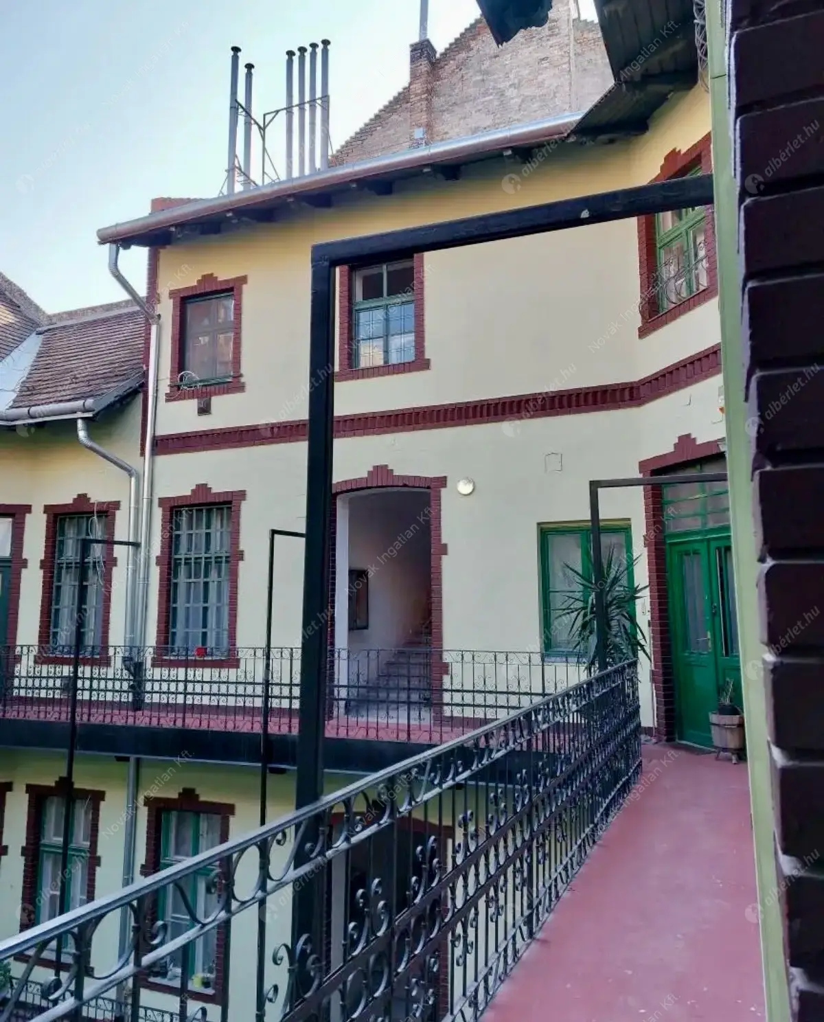 Kiadó albérlet 200000 Ft/hó áron: Budapest, V. kerület  Henszlmann Imre utca. Mérete: 28 nm, 1 szobás | Alberlet.hu - 6549000