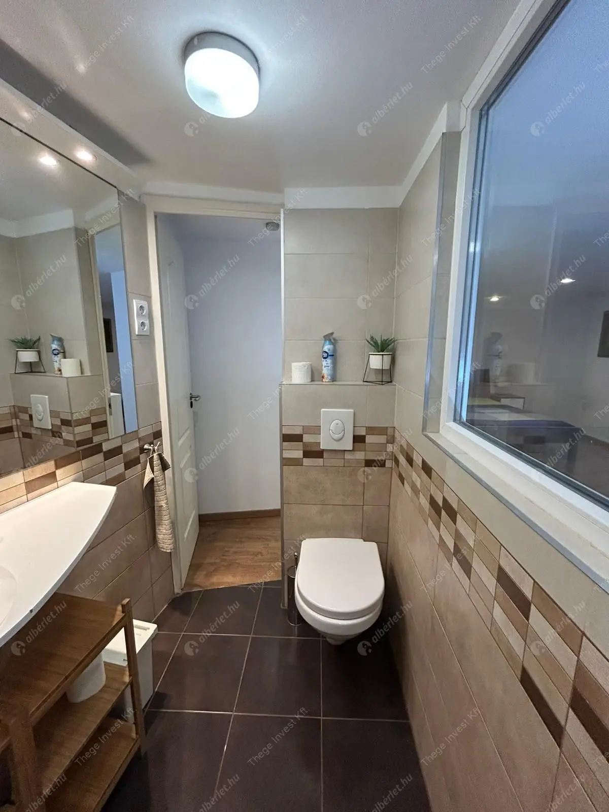 Kiadó albérlet 310000 Ft/hó áron: Budapest, V. kerület  Henszlmann Imre utca. Mérete: 38 nm, 1 szobás | Alberlet.hu - 6628706