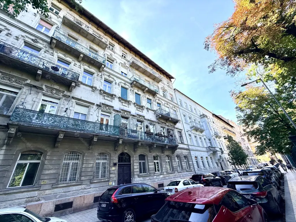 Kiadó albérlet 579000 Ft/hó áron: Budapest, V. kerület  Henszlmann Imre utca. Mérete: 95 nm, 3 szobás | Alberlet.hu - 6810839