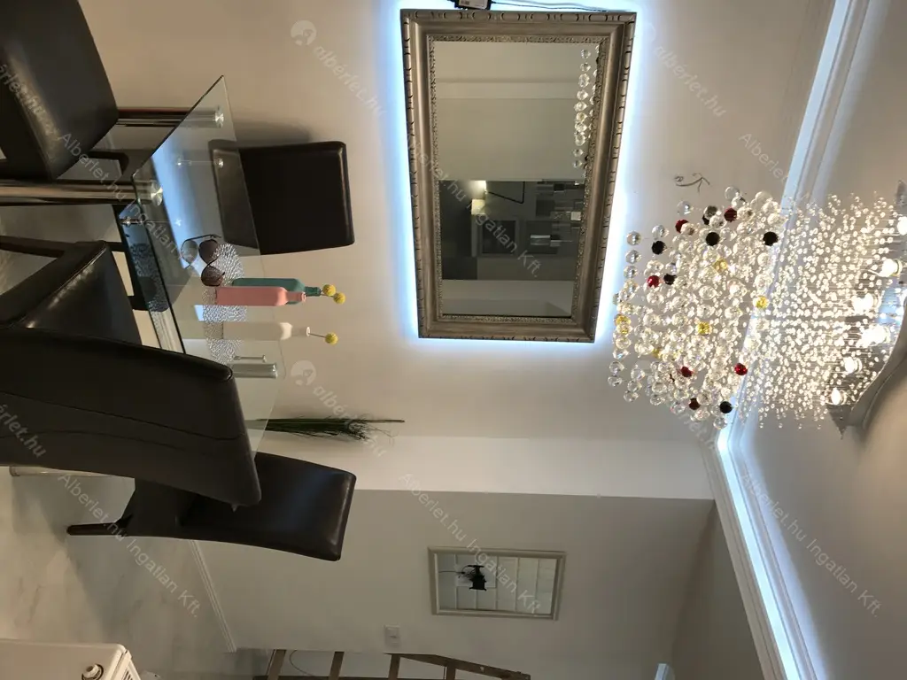 Kiadó albérlet 650000 Ft/hó áron: Budapest, V. kerület  Hercegprímás utca. Mérete: 67 nm, 3 szobás | Alberlet.hu - 3943649