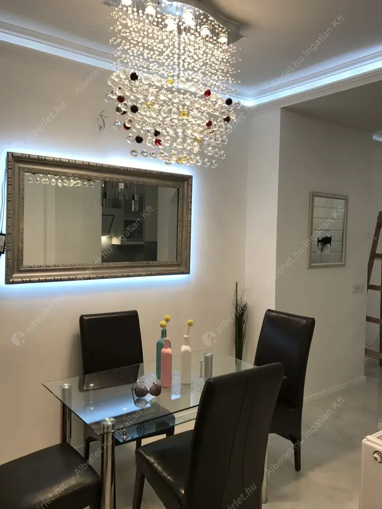 Kiadó albérlet 650000 Ft/hó áron: Budapest, V. kerület  Hercegprímás utca. Mérete: 67 nm, 3 szobás | Alberlet.hu - 6633329