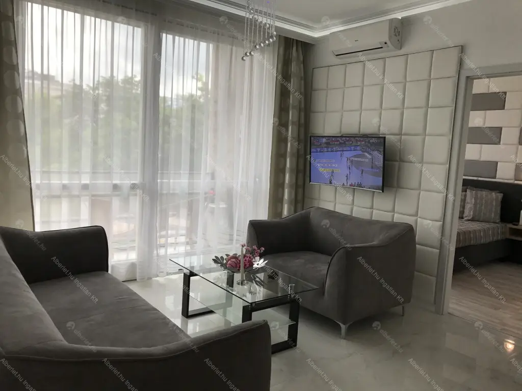 Kiadó albérlet 600000 Ft/hó áron: Budapest, V. kerület  Hercegprímás utca. Mérete: 67 nm, 3 szobás | Alberlet.hu - 6681567