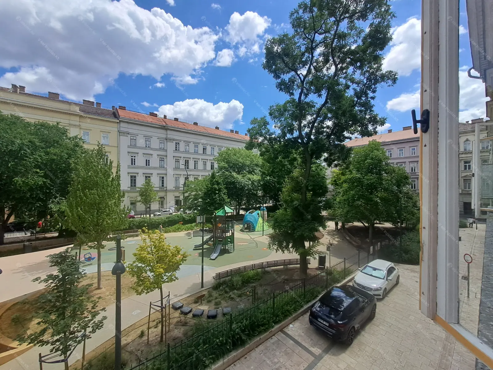 Kiadó albérlet 599000 Ft/hó áron: Budapest, V. kerület  Hild tér. Mérete: 90 nm, 3 szobás | Alberlet.hu - 6768297