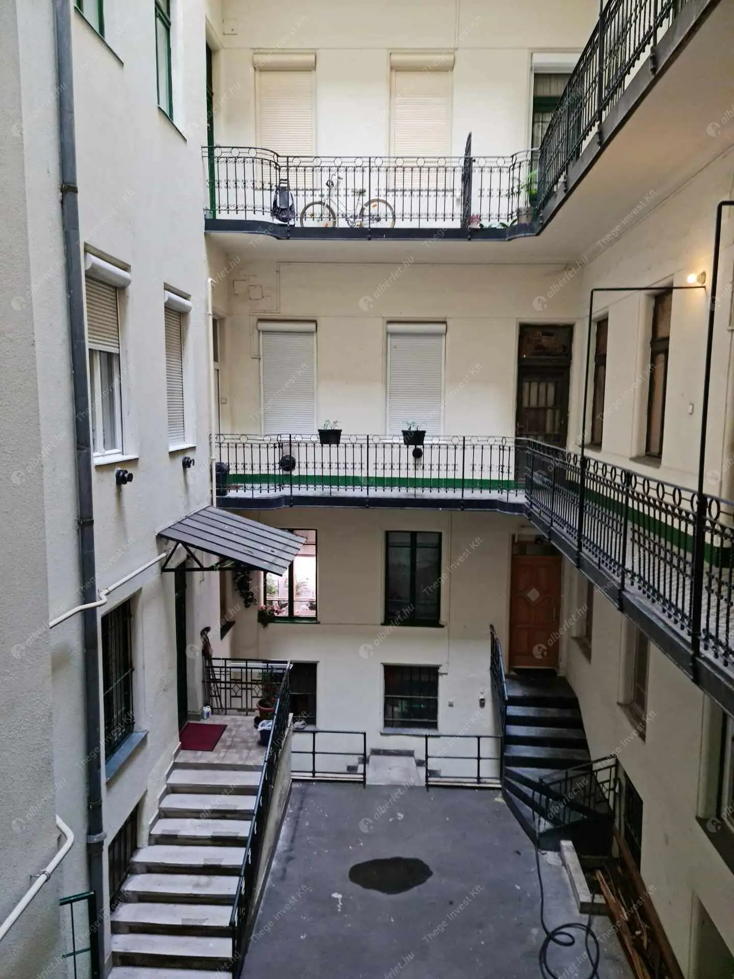 Kiadó albérlet 400000 Ft/hó áron: Budapest, V. kerület  Hold utca. Mérete: 59 nm, 3 szobás | Alberlet.hu - 6497756